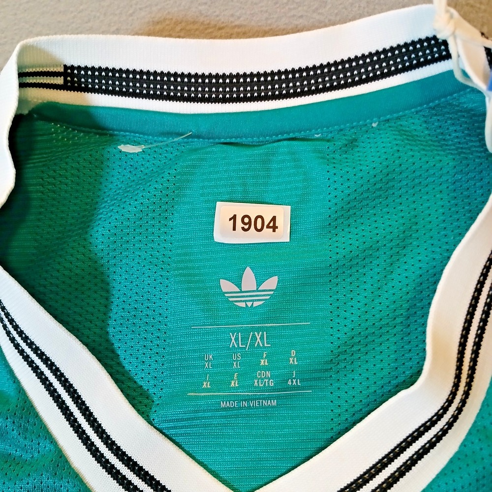 adidas Liverpool FC 2025/26 Third Jersey Green Men's XL JV6428 NWT - Picture 15 of 15